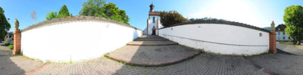Kloster Schönau an der Saale - Zugang zur Kirche