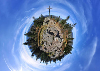 Little Planet Großer Rachel - Gipfelkreuz