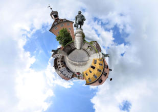 Little Planet Heilsbronn - Luitpold-Denkmal