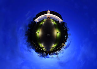 Little Planet Heusenstamm - Schloss zur blauen Stunde