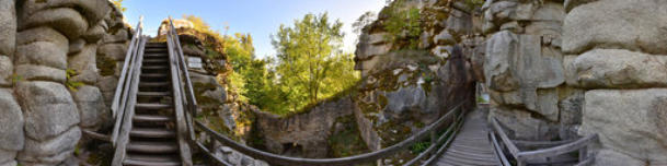 Waldershof - Treppenaufgang zur Burgruine