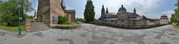 Fulda - Zwischen Michaelskirche und Dom