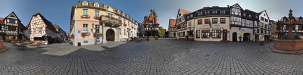 Michelstadt - Marktplatz und Rathaus