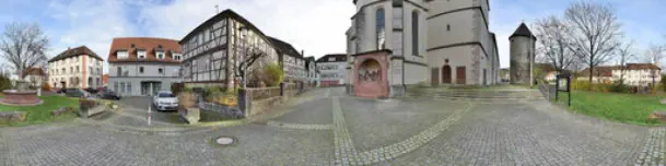 Lauda-Königshofen - Pulverturm und Stadtkirche