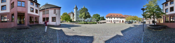 Lohr am Main - Schlossplatz