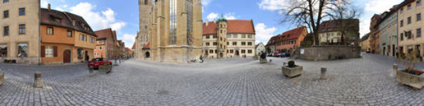 Rothenburg ob der Tauber - Kirchplatz und St. Jakob