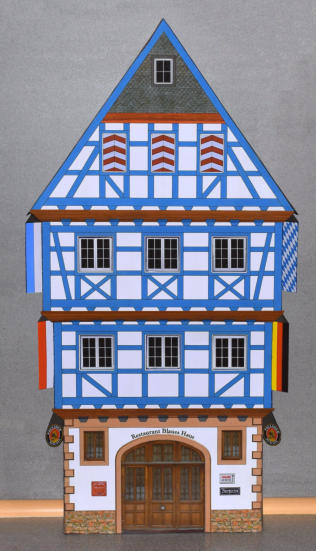  Fränkisches Haus als Kartonmodell